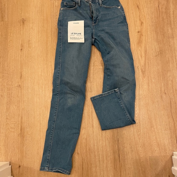 Frame Denim Denim - Frame le Sylvie high rise straight fit size 24